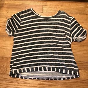 Striped gray and white T-shirt from blu pepper